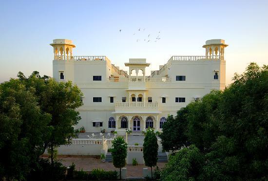 Jhalamand Garh